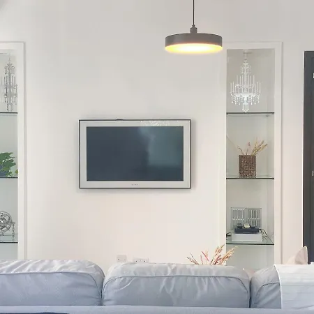 Phaedrus Living: Sea View Flat Kyma 公寓