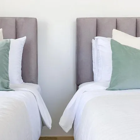 Phaedrus Living: Sea View Flat Kyma 利马索尔
